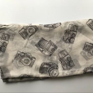 NEW Camera Scarf